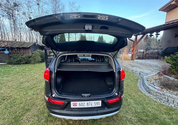 Kia Sportage cena 46900 przebieg: 229000, rok produkcji 2014 z Miłakowo małe 742